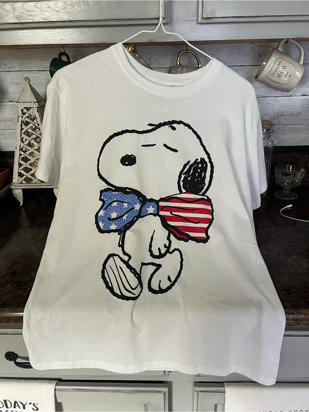 Peanuts White Tee with Snoopy and Red & Blue Bow